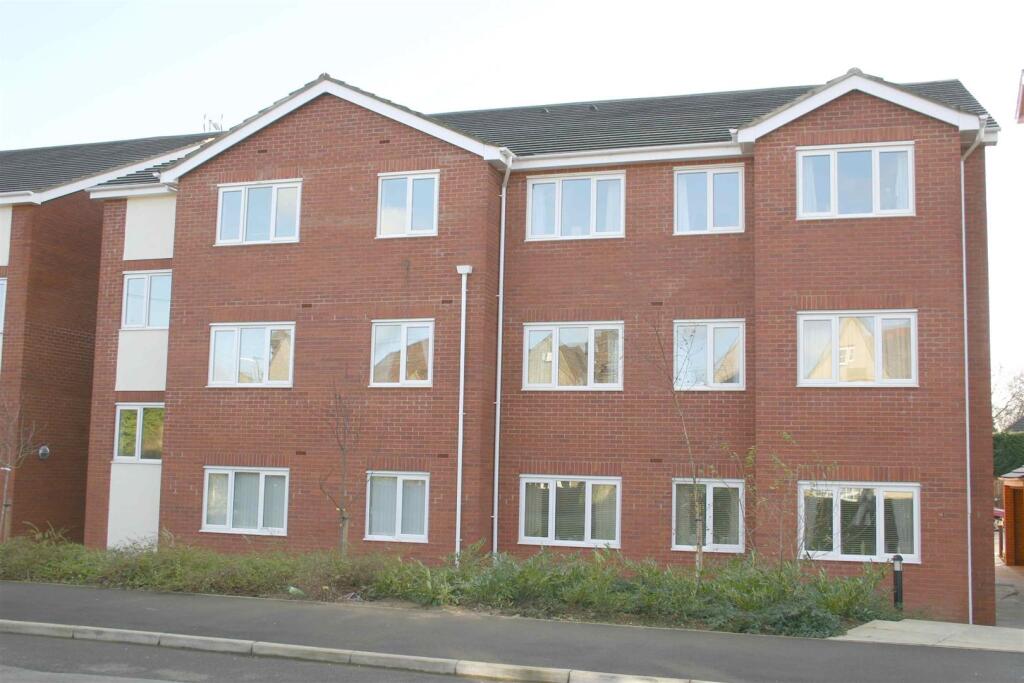 1 bed 1st Floor Flat for rent in Kettering. From Henderson Connellan - Kettering