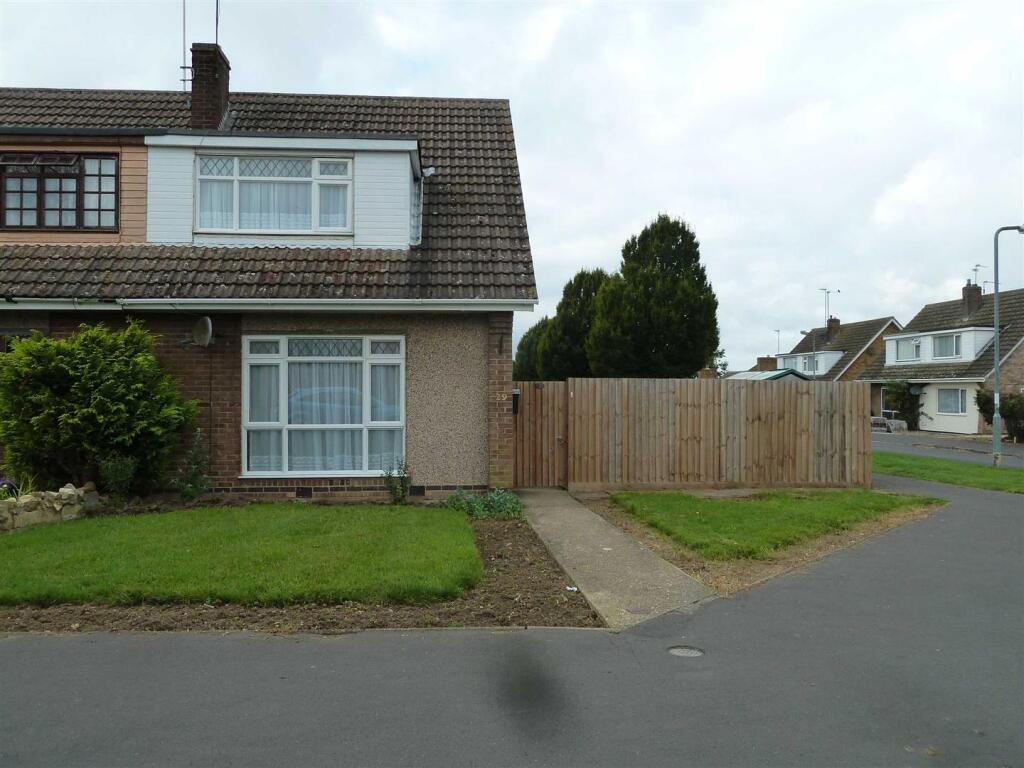 3 bed Semi Detached for rent in Burton Latimer. From Henderson Connellan - Kettering