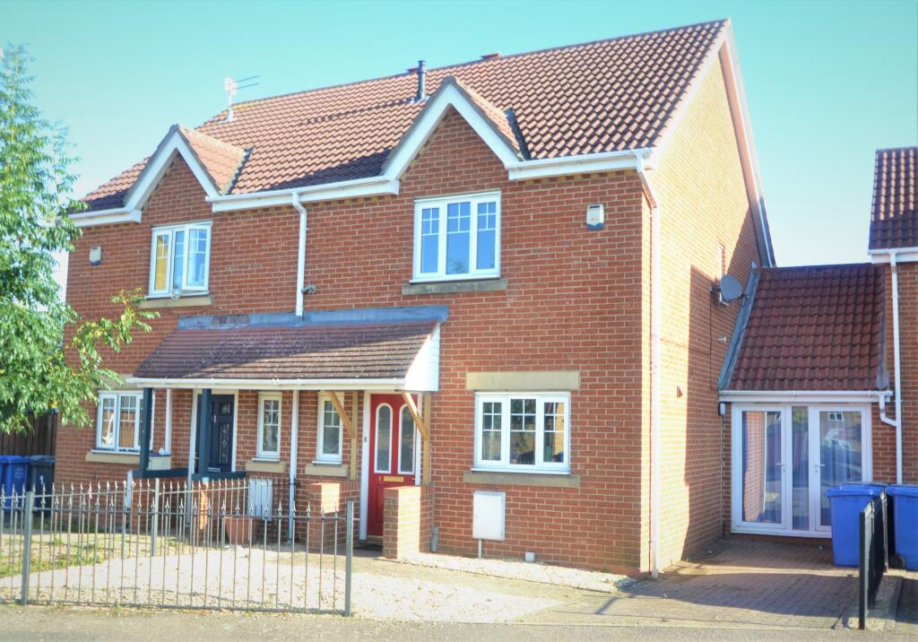 3 bed Semi Detached for rent in Desborough. From Henderson Connellan - Market Harborough 3 bed Semi Detached for rent in Desborough. From Henderson Connellan - Market Harborough