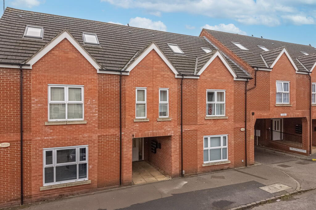 2 bed House (unspecified) for rent in Market Harborough. From Henderson Connellan - Market Harborough 2 bed House (unspecified) for rent in Market Harborough. From Henderson Connellan - Market Harborough