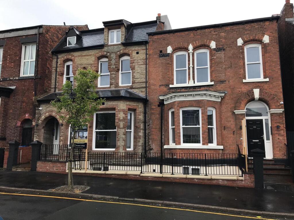 4 bed Studio for rent in Wigan. From HG Premier Lettings - Wigan 4 bed Studio for rent in Wigan. From HG Premier Lettings - Wigan
