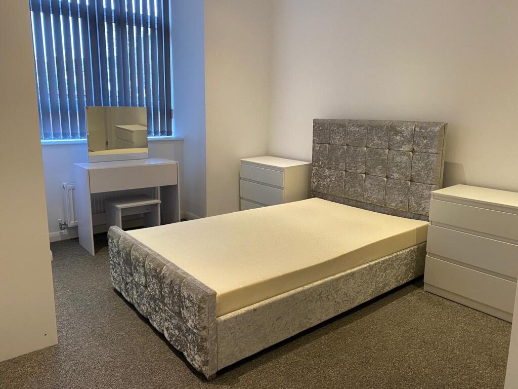 4 bed Studio for rent in Swinton. From HG Premier Lettings - Wigan