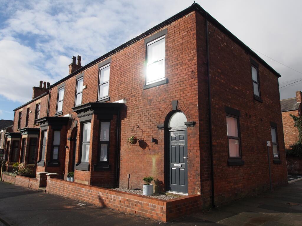 2 bed 1st Floor Flat for rent in Wigan. From HG Premier Lettings - Wigan
