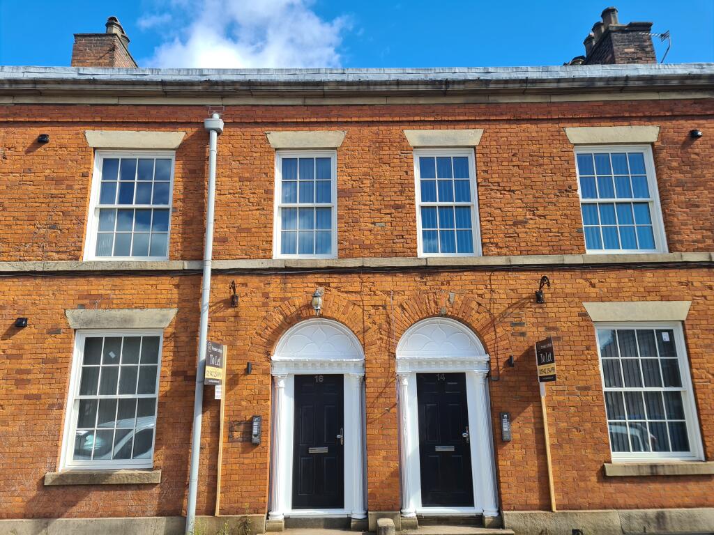 4 bed Studio for rent in Bury. From HG Premier Lettings - Wigan