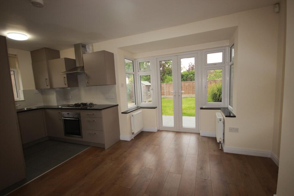 3 bed Detached for rent in Slough. From Hilton King & Locke - Farnham Common