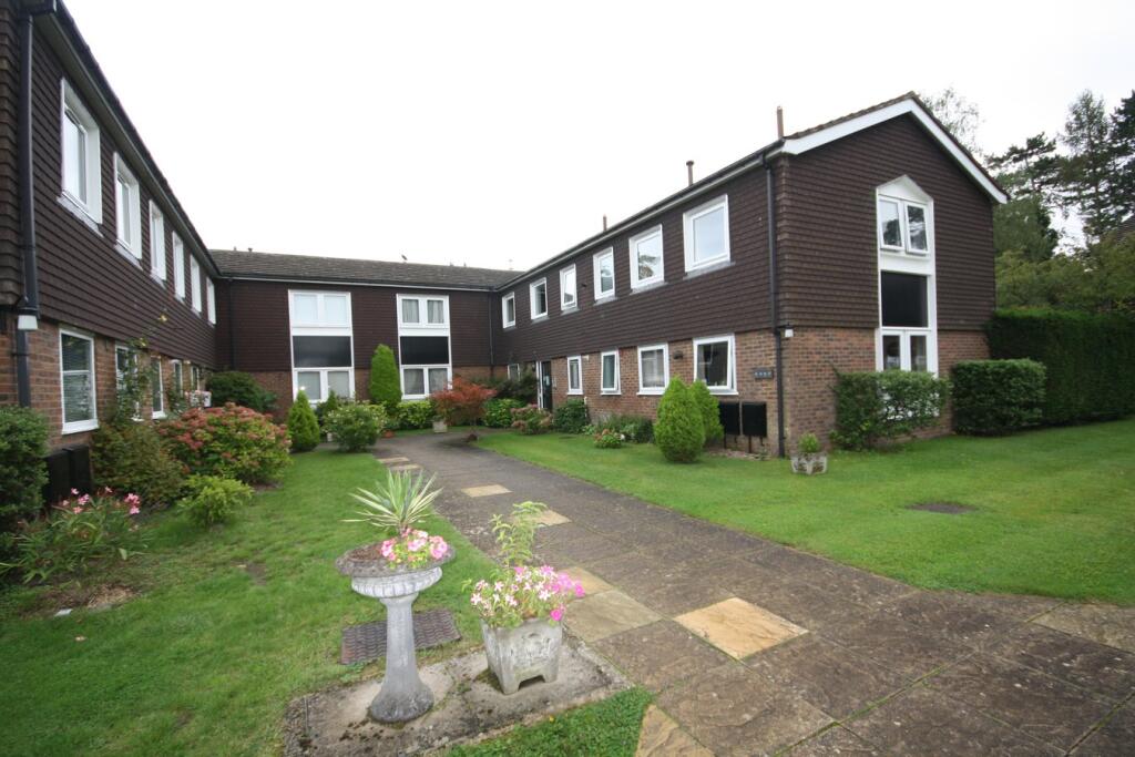2 bed Apartment for rent in Farnham Common. From Hilton King & Locke - Farnham Common 2 bed Apartment for rent in Farnham Common. From Hilton King & Locke - Farnham Common