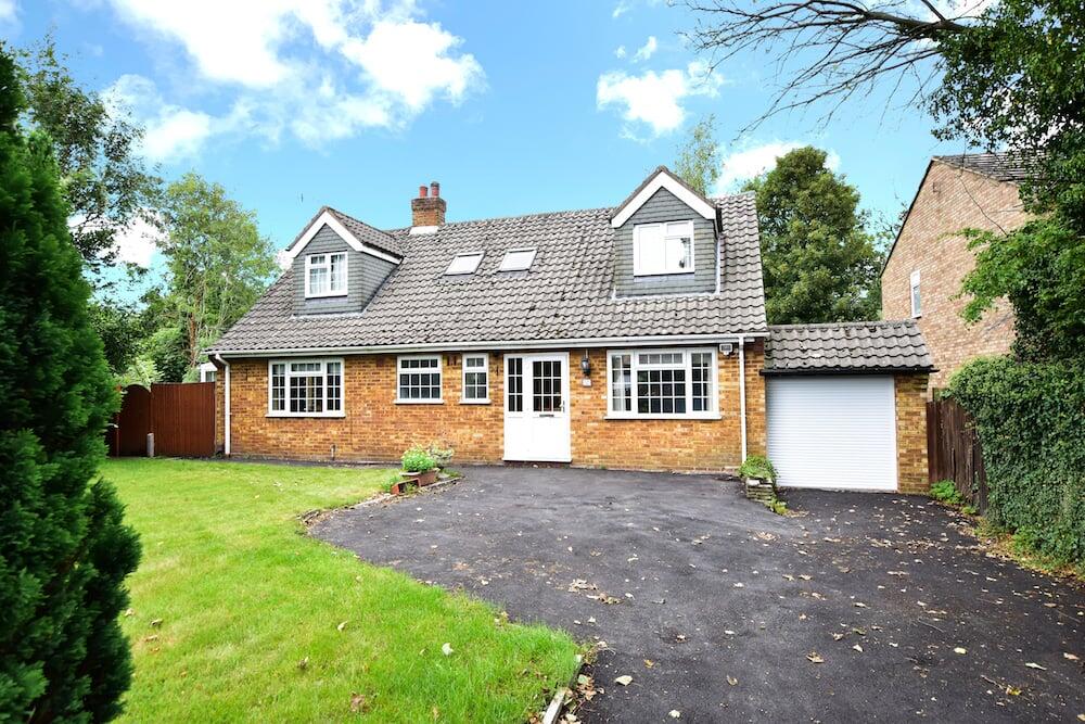 5 bed Detached for rent in Bucks Hill. From Hilton King & Locke - Farnham Common