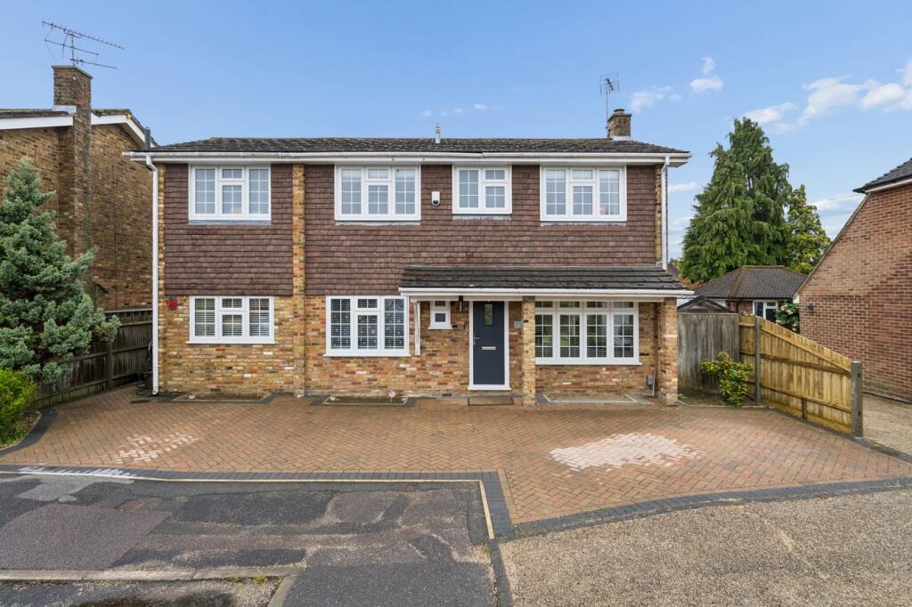 3 bed Detached for rent in Gerrards Cross. From Hilton King & Locke - Farnham Common