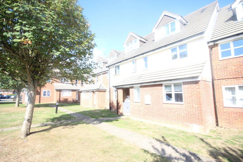 2 bed Annexe for rent in Coleshill. From Hilton King & Locke - Farnham Common