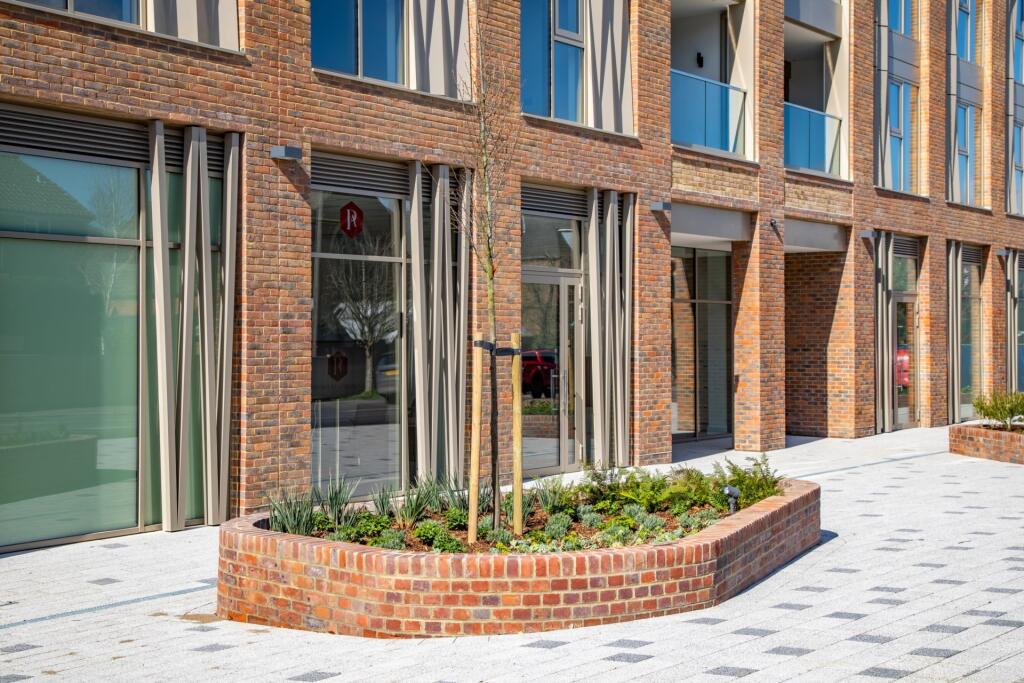 1 bed Apartment for rent in Haywards Heath. From Holroyd Homes Ltd - Haywards Heath