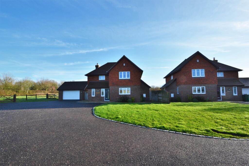 4 bed Detached for rent in Isfield. From Holroyd Homes Ltd - Haywards Heath