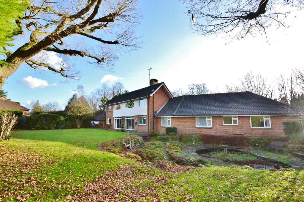 4 bed Detached for rent in Scayne's Hill. From Holroyd Homes Ltd - Haywards Heath 4 bed Detached for rent in Scayne's Hill. From Holroyd Homes Ltd - Haywards Heath