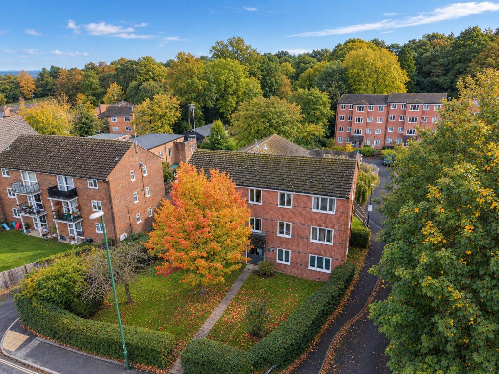 1 bed Apartment for rent in Haywards Heath. From Holroyd Homes Ltd - Haywards Heath