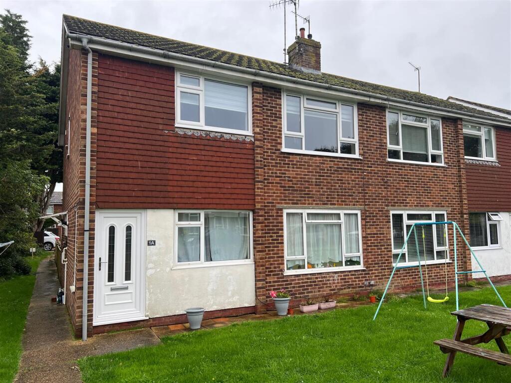 2 bed 1st Floor Flat for rent in Polegate. From Home & Castle - Polegate