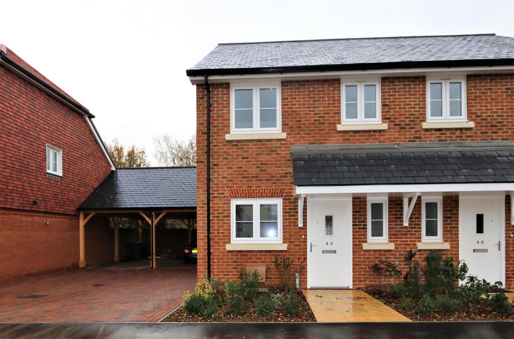 2 bed Detached for rent in Hellingly. From Home & Castle - Polegate 2 bed Detached for rent in Hellingly. From Home & Castle - Polegate