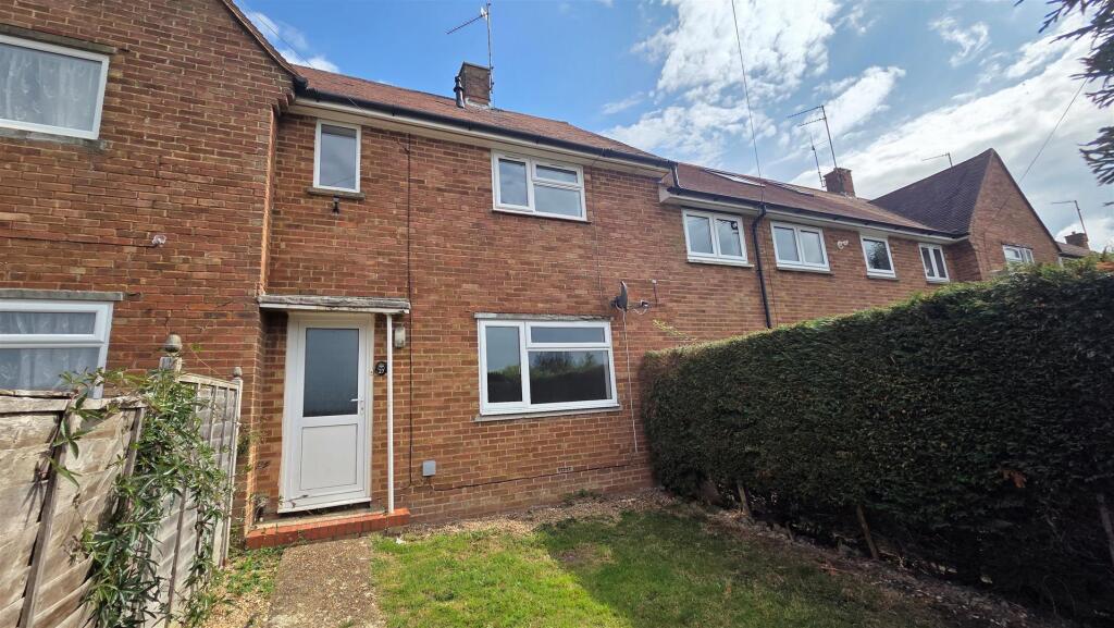 2 bed Detached for rent in Hailsham. From Home & Castle - Polegate
