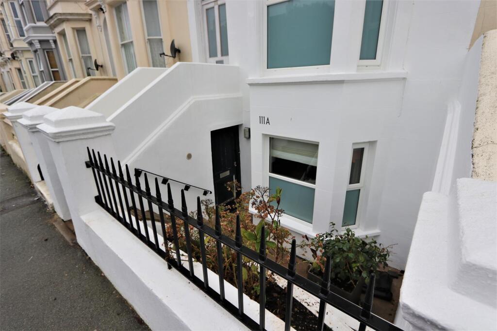 3 bed 1st Floor Flat for rent in Hastings. From Home & Castle - Polegate 3 bed 1st Floor Flat for rent in Hastings. From Home & Castle - Polegate