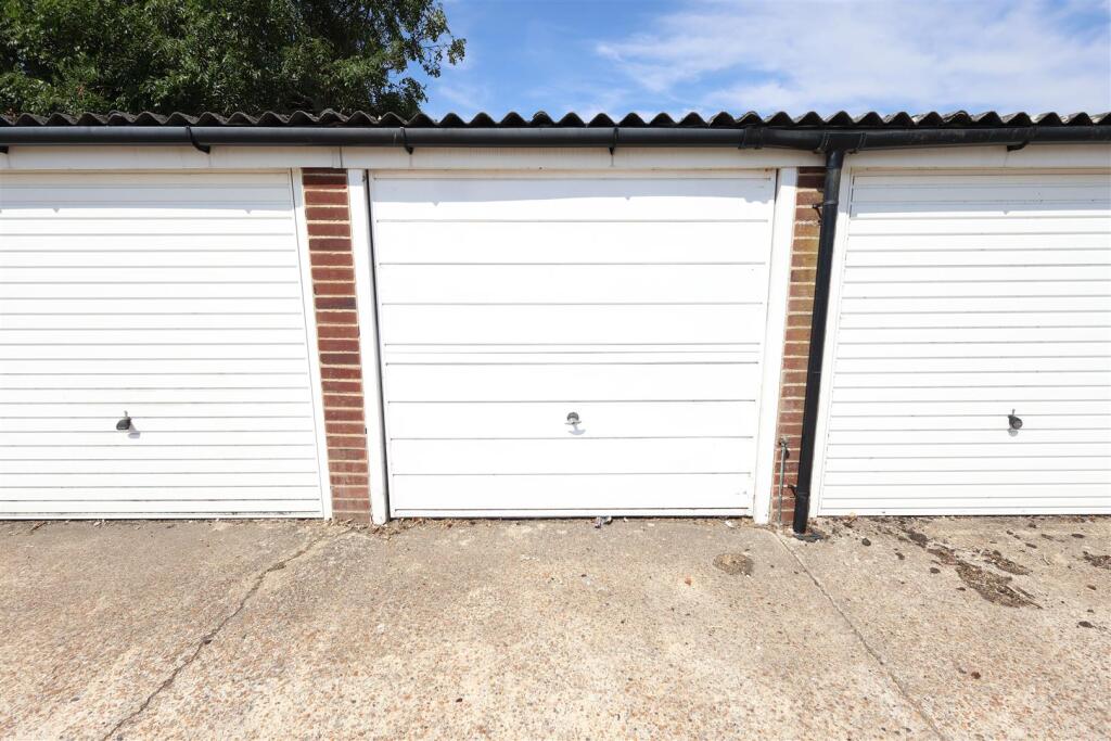 4 bed Garages for rent in Eastbourne. From Home & Castle - Polegate 4 bed Garages for rent in Eastbourne. From Home & Castle - Polegate
