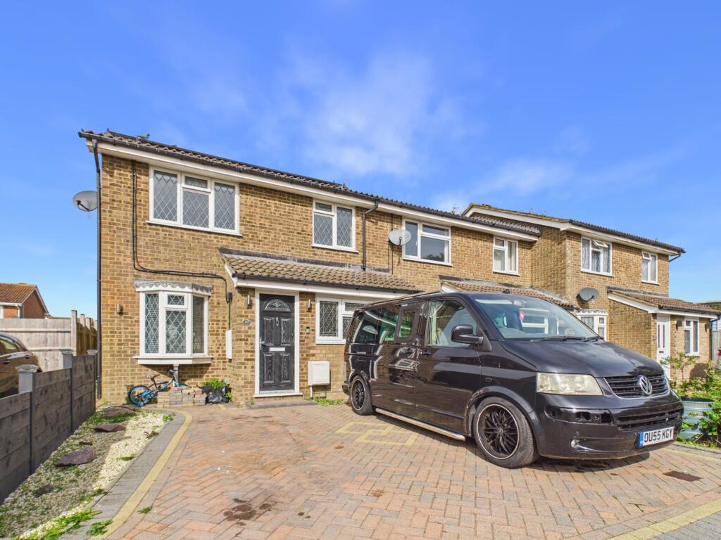 4 bed End of Terrace for rent in Polegate. From Home & Castle - Polegate 4 bed End of Terrace for rent in Polegate. From Home & Castle - Polegate