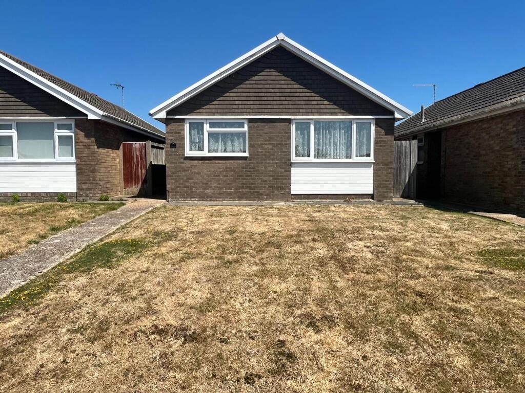 2 bed Detached bungalow for rent in Crumbles. From Homes 4 Let Property Services Ltd - Eastbourne
