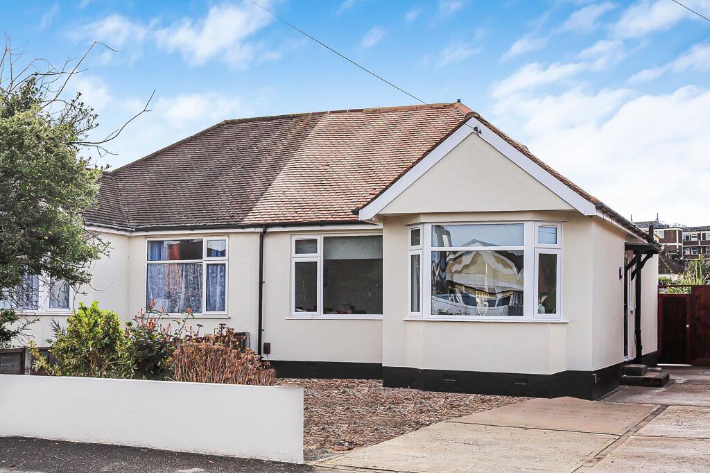 2 bed Semi-detached bungalow for rent in Southend-on-Sea. From Blackshaw Homes - Southend 2 bed Semi-detached bungalow for rent in Southend-on-Sea. From Blackshaw Homes - Southend