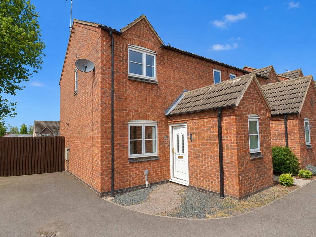 2 bed Mid Terraced House for rent in Swadlincote. From Howland Jones - Measham 2 bed Mid Terraced House for rent in Swadlincote. From Howland Jones - Measham