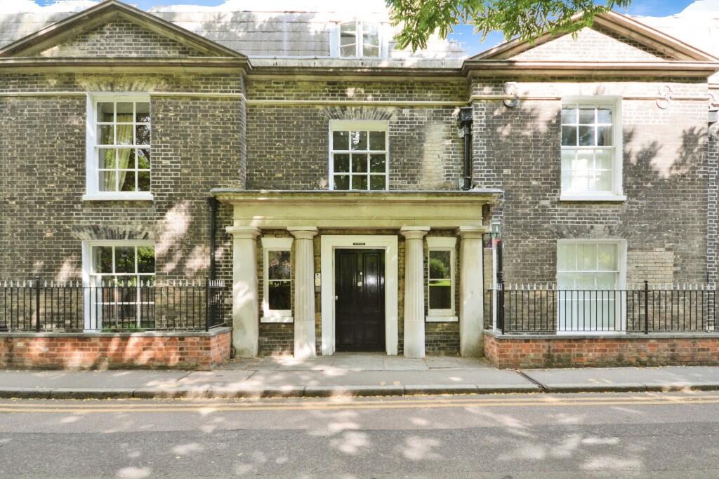 2 bed Duplex for rent in Chelmsford. From Barringtons Property - Ingatestone