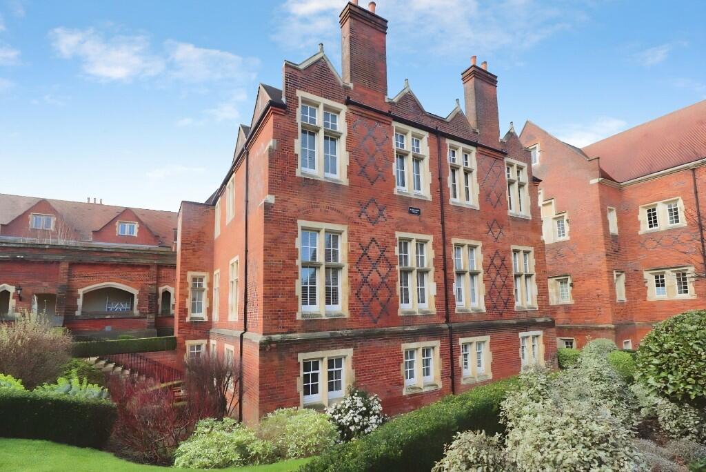 2 bed Apartment for rent in South Weald. From Barringtons Property - Ingatestone