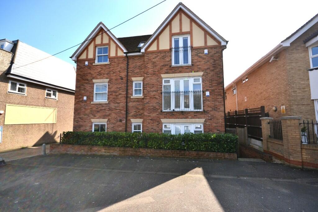 2 bed Apartment for rent in Havering's Grove. From Barringtons Property - Ingatestone