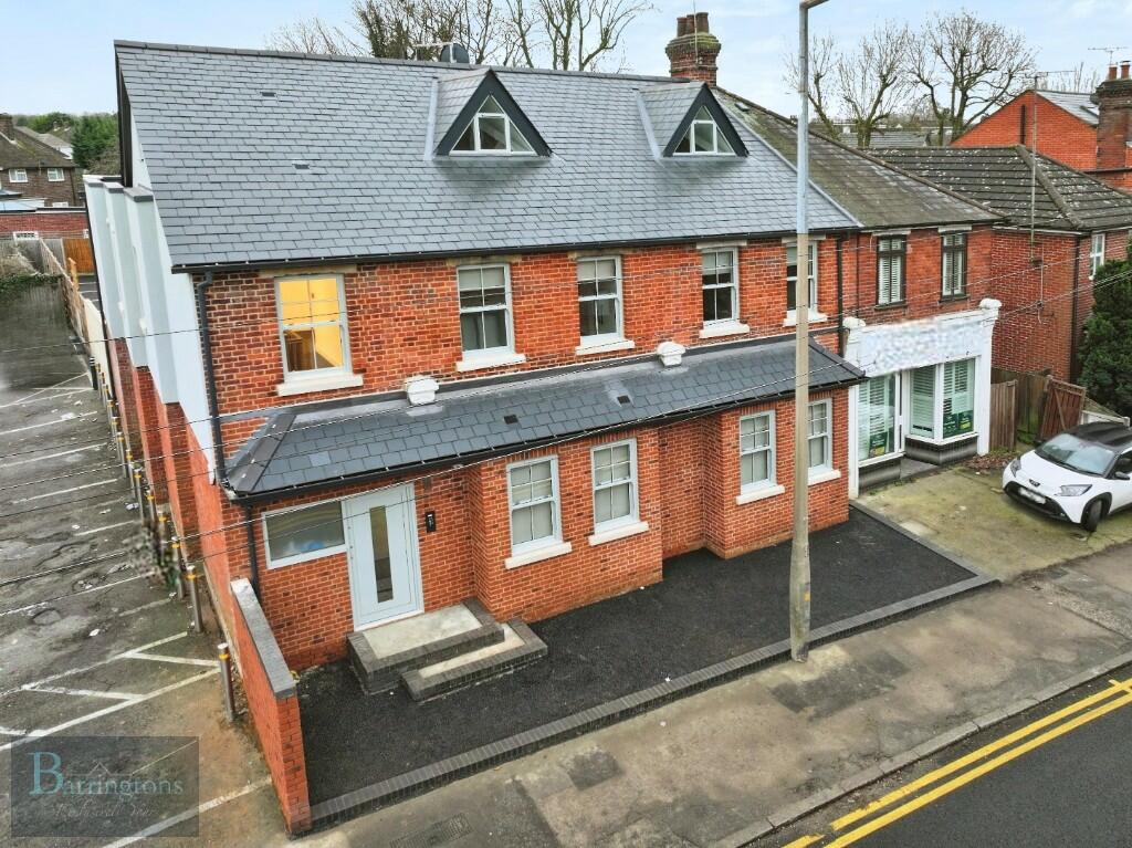1 bed Apartment for rent in South Weald. From Barringtons Property - Ingatestone