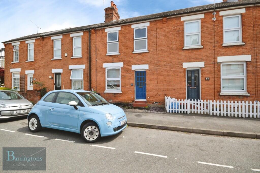 2 bed Mid Terraced House for rent in South Weald. From Barringtons Property - Ingatestone