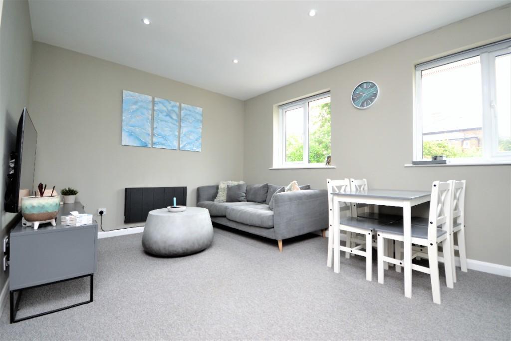 1 bed Apartment for rent in South Weald. From Barringtons Property - Ingatestone