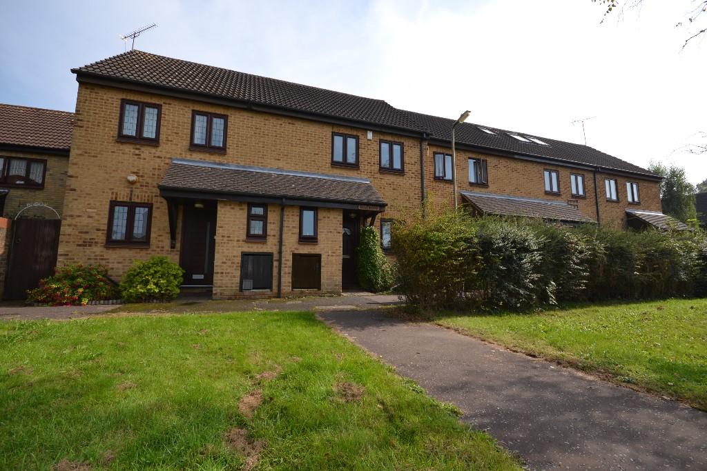 2 bed Mid Terraced House for rent in South Weald. From Barringtons Property - Ingatestone