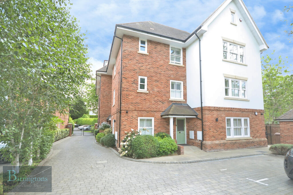 2 bed Apartment for rent in Ingrave. From Barringtons Property - Ingatestone 2 bed Apartment for rent in Ingrave. From Barringtons Property - Ingatestone
