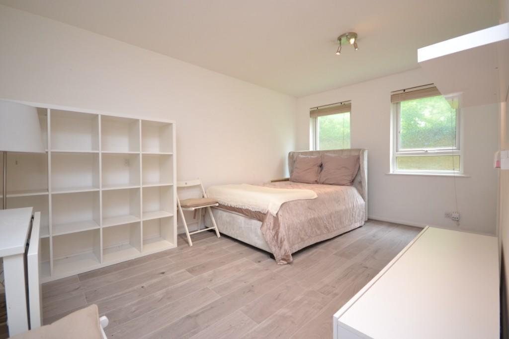 0 bed Studio for rent in Ingrave. From Barringtons Property - Ingatestone 0 bed Studio for rent in Ingrave. From Barringtons Property - Ingatestone