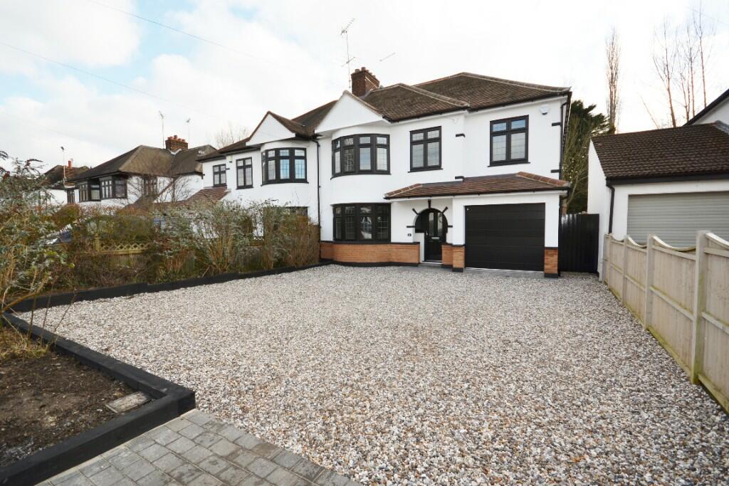 5 bed Semi Detached for rent in Brentwood. From Barringtons Property - Ingatestone 5 bed Semi Detached for rent in Brentwood. From Barringtons Property - Ingatestone