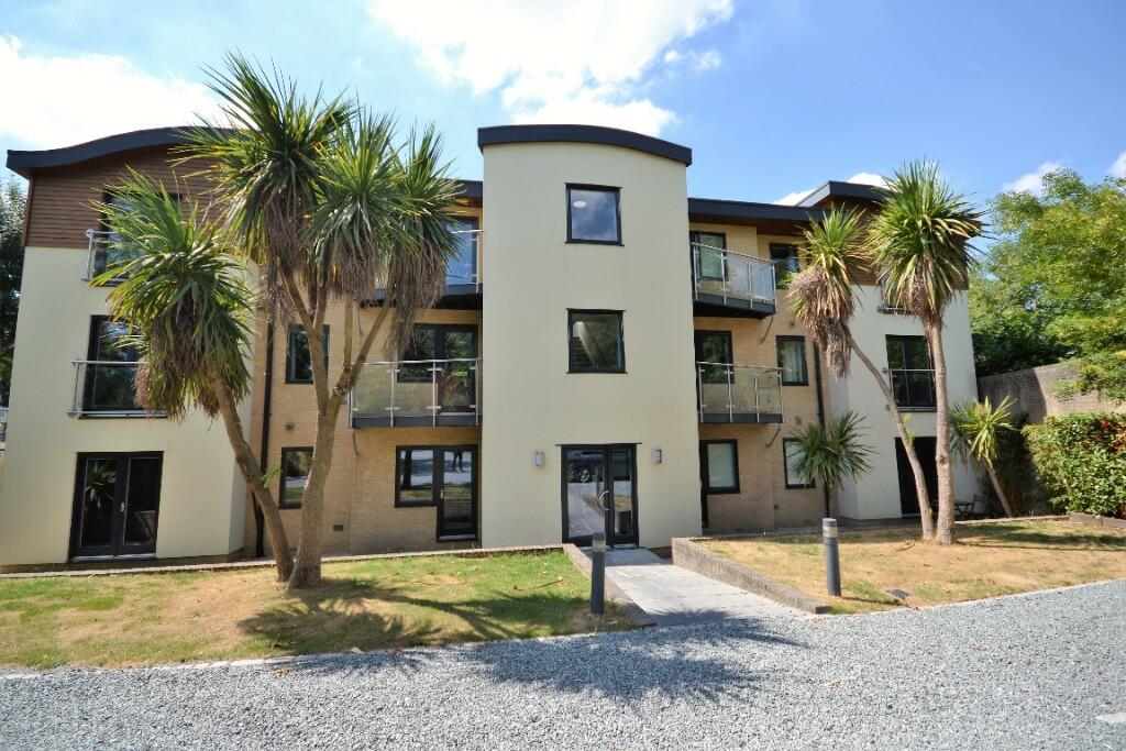 2 bed Apartment for rent in South Weald. From Barringtons Property - Ingatestone