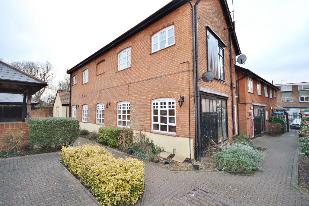 1 bed Apartment for rent in Ingatestone. From Barringtons Property - Ingatestone