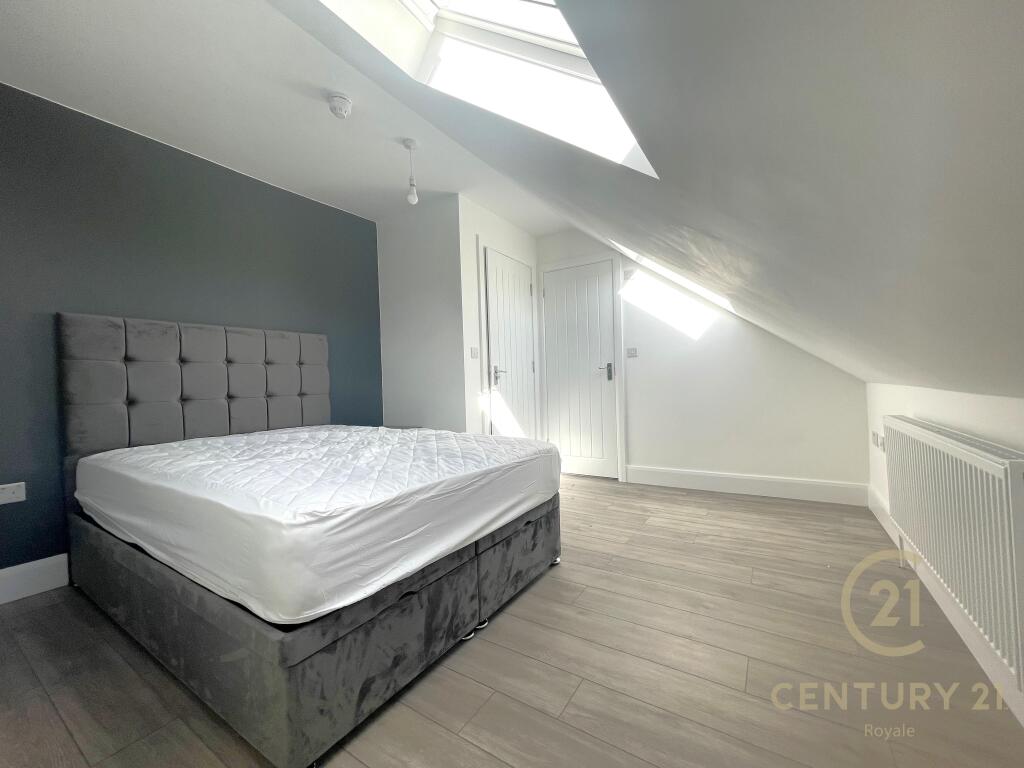 1 bed House Share for rent in Surbiton. From Century 21 Royale - Kingston Upon Thames
