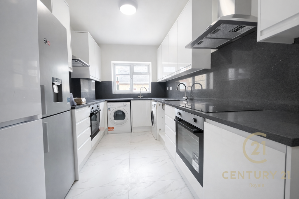 1 bed House Share for rent in Kingston upon Thames. From Century 21 Royale - Kingston Upon Thames