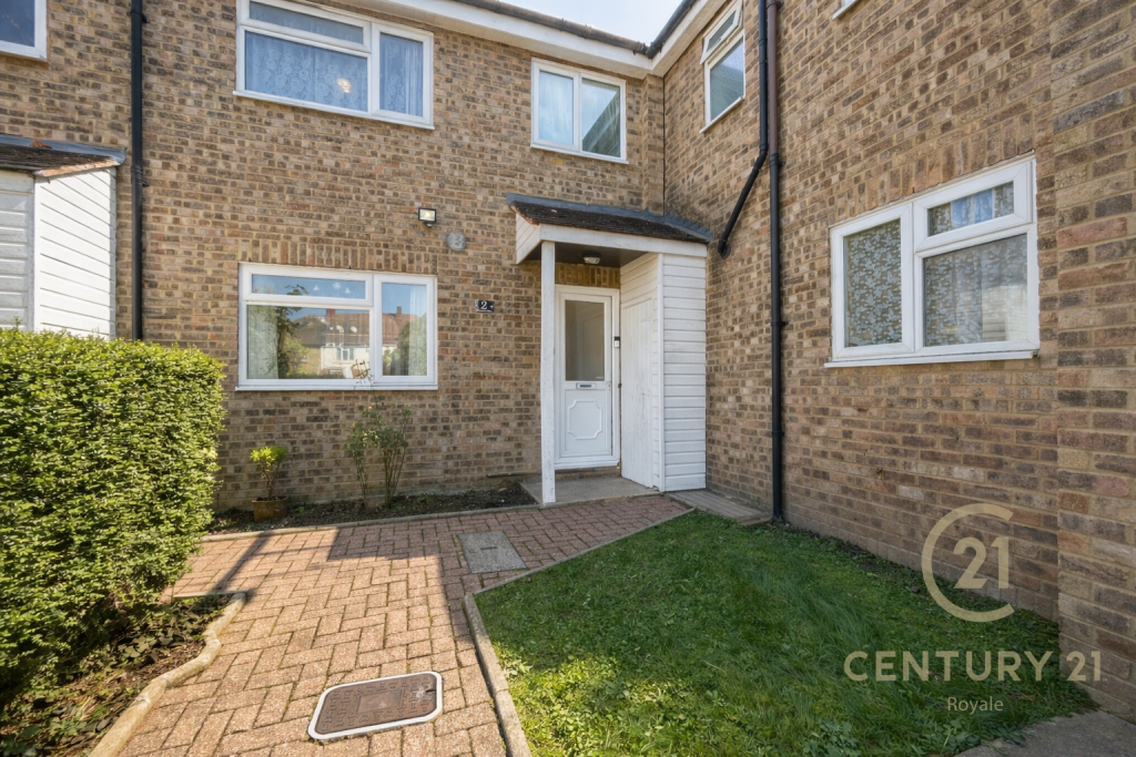 3 bed Mid Terraced House for rent in New Malden. From Century 21 Royale - Kingston Upon Thames