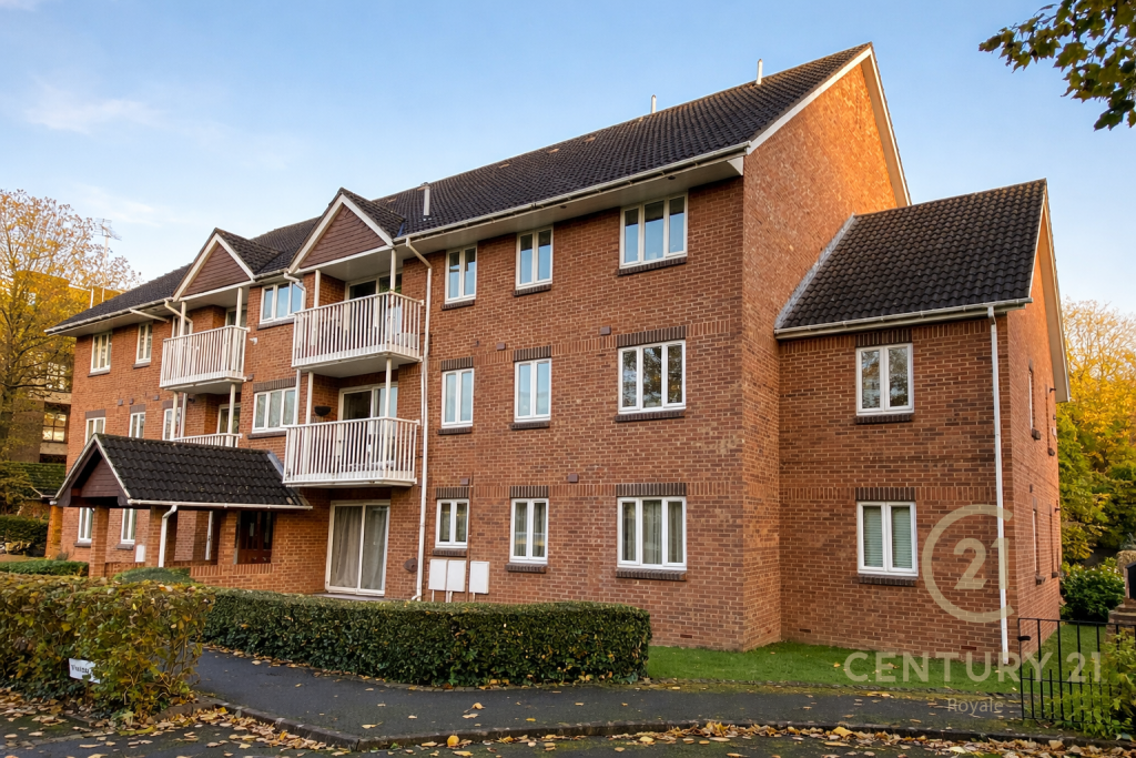 2 bed Apartment for rent in Surbiton. From Century 21 Royale - Kingston Upon Thames