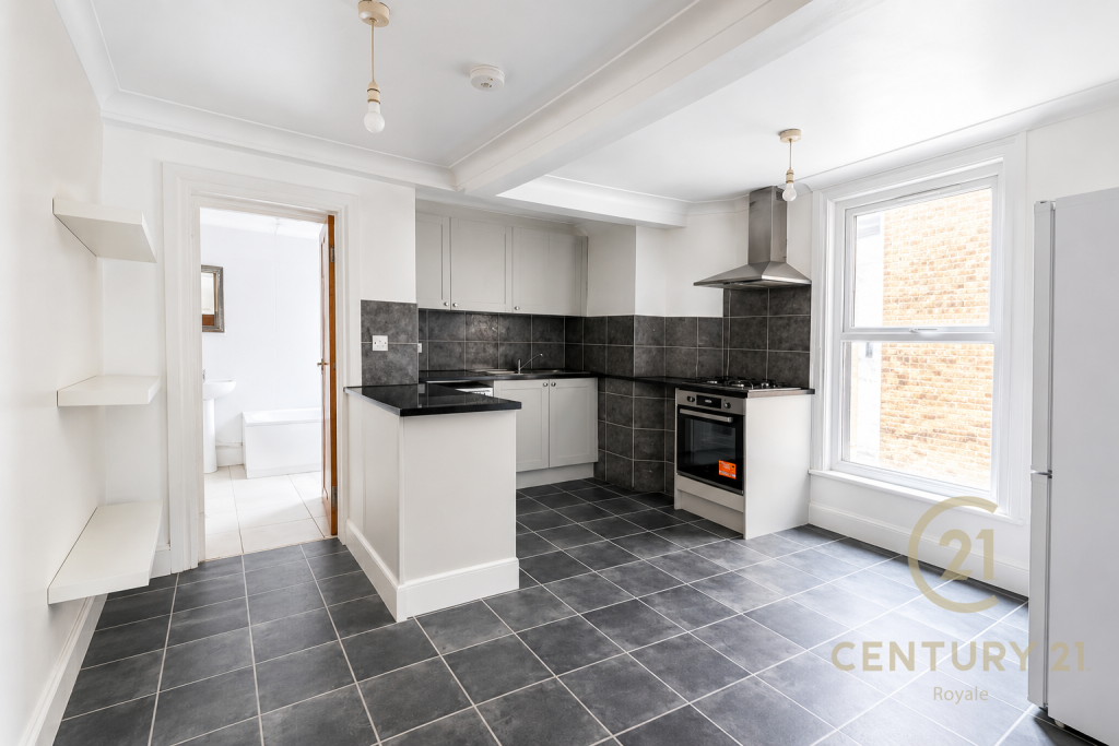 2 bed Apartment for rent in Greenwich. From Century 21 Royale - Kingston Upon Thames 2 bed Apartment for rent in Greenwich. From Century 21 Royale - Kingston Upon Thames