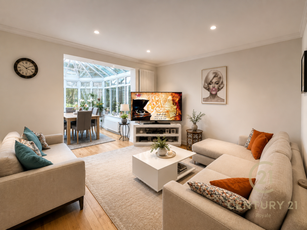 4 bed Mid Terraced House for rent in Wimbledon. From Century 21 Royale - Kingston Upon Thames
