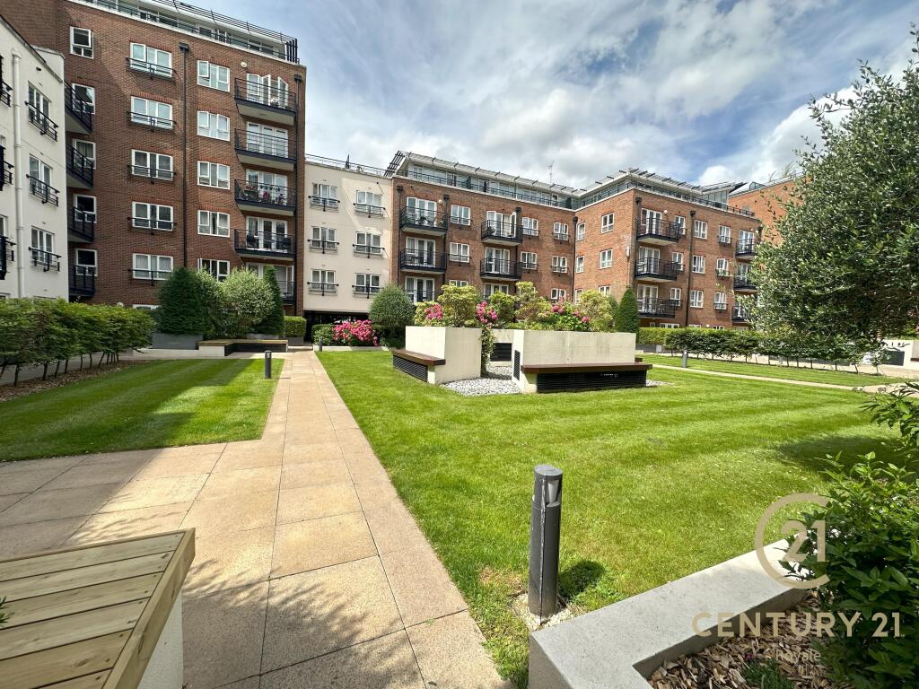 2 bed Apartment for rent in Kingston upon Thames. From Century 21 Royale - Kingston Upon Thames 2 bed Apartment for rent in Kingston upon Thames. From Century 21 Royale - Kingston Upon Thames