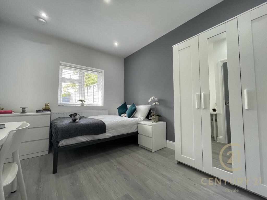 1 bed House Share for rent in Surbiton. From Century 21 Royale - Kingston Upon Thames