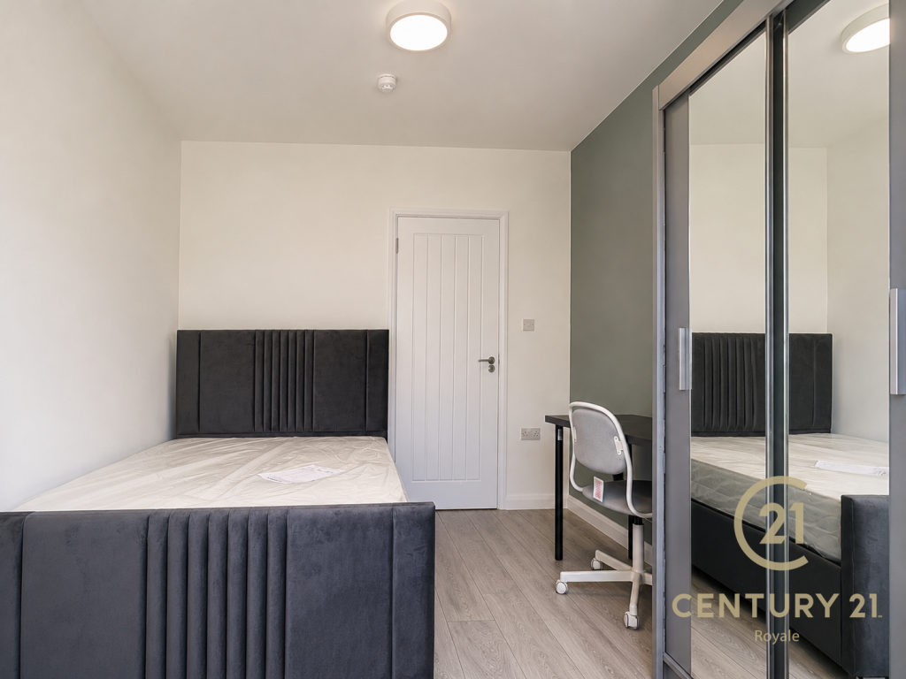 1 bed House Share for rent in Kingston upon Thames. From Century 21 Royale - Kingston Upon Thames