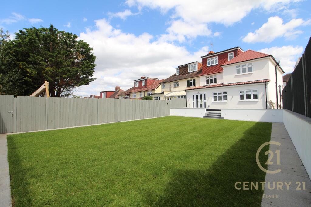 1 bed House Share for rent in Surbiton. From Century 21 Royale - Kingston Upon Thames
