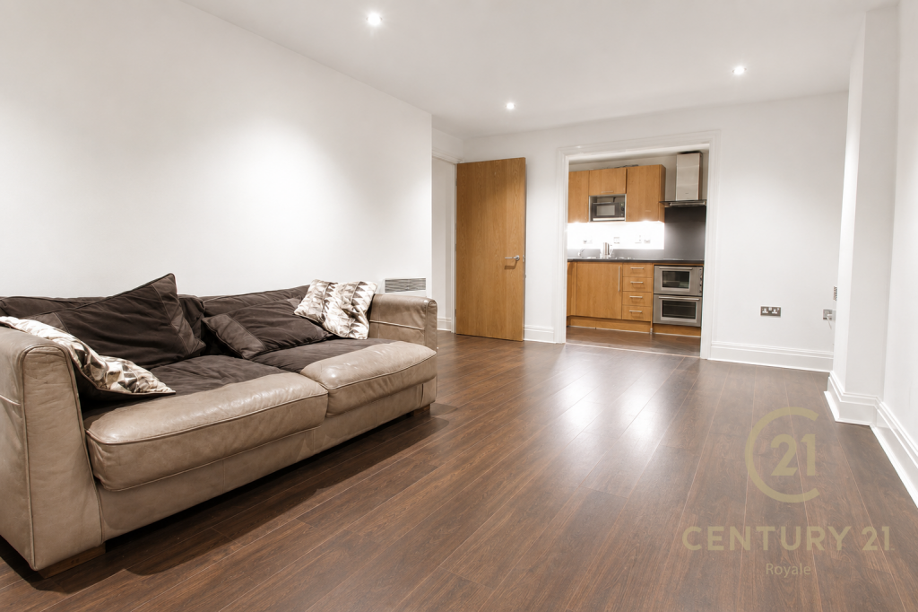 2 bed Apartment for rent in Kingston upon Thames. From Century 21 Royale - Kingston Upon Thames