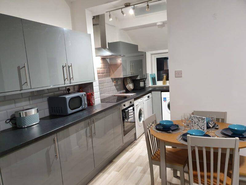 1 bed Mid Terraced House for rent in Bolton. From Campus Cribs Ltd - Bolton